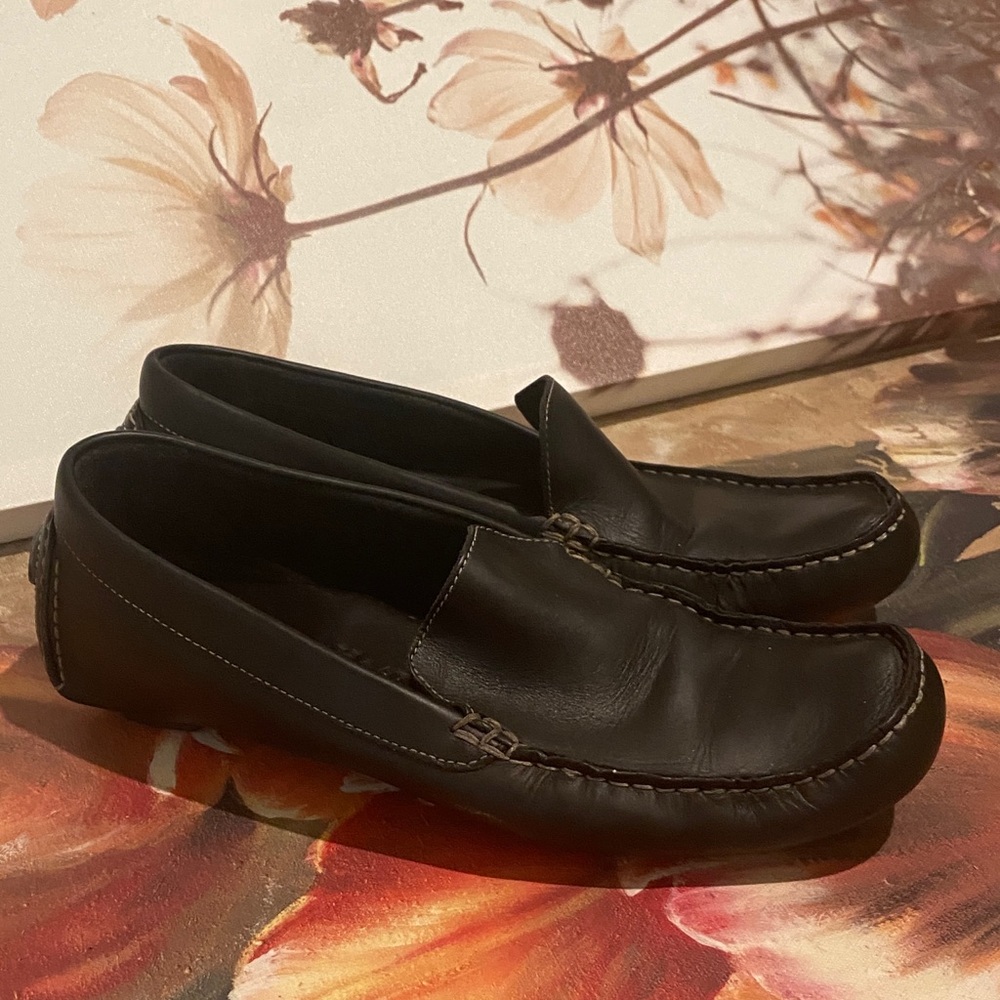 Cole Haan Black Leather Loafers for Women